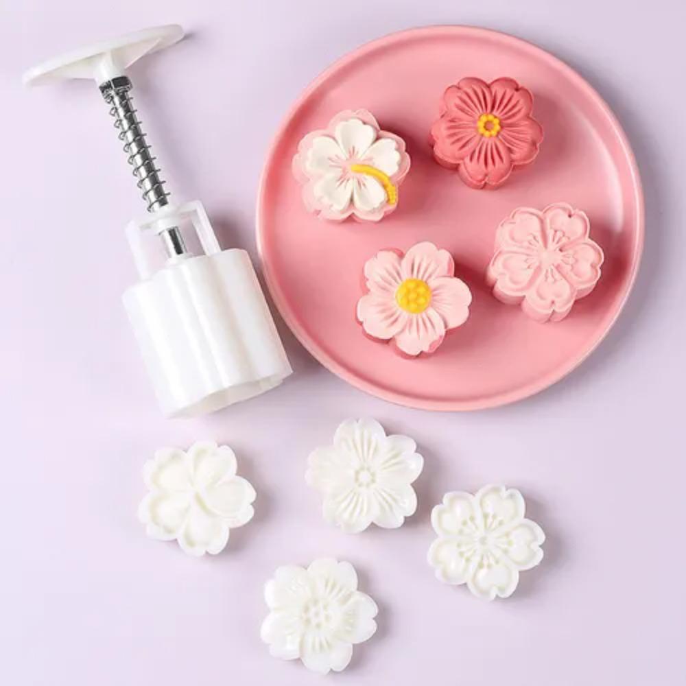 Hand-pressed Cookie Stamps Plastic Cherry Blossom Mooncake Mold Baking Tools   DIY
