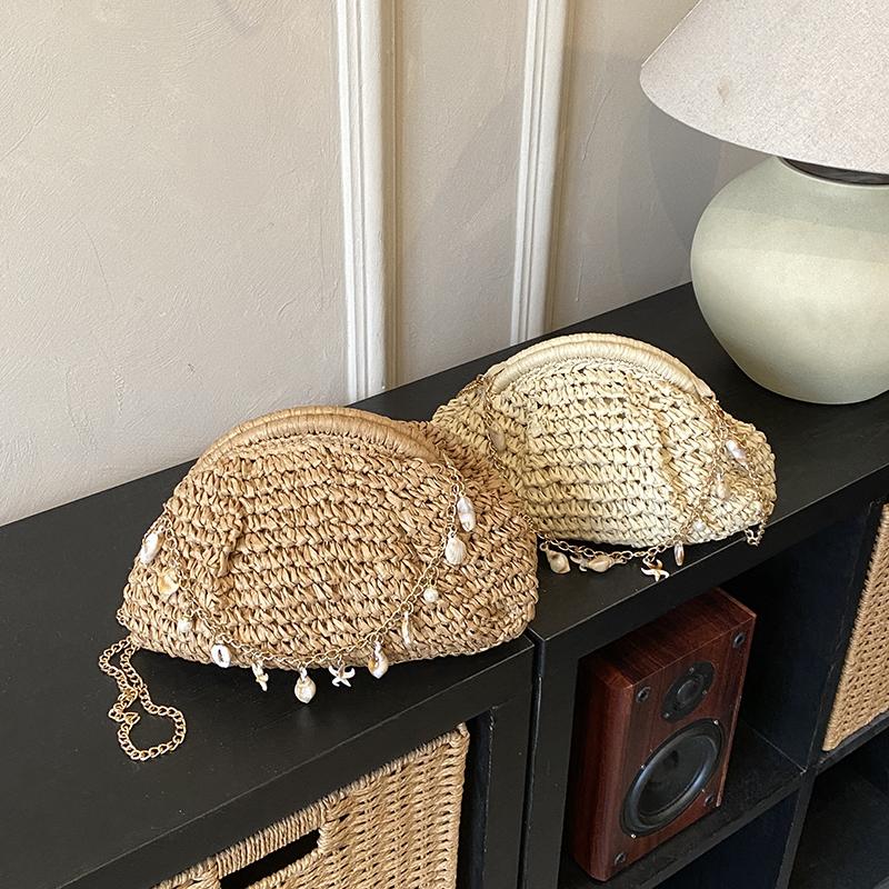 2026 New Summer Beach Straw Women‘s Crossbody Bag Bohemian Shell Chain Handmade Woven Rattan Purse Travel Vacation Shoulder Bag