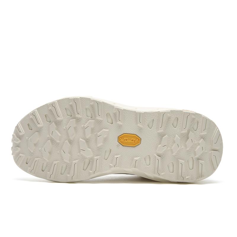 Fila BOA EXPLORER Cushioning Abrasion Resistant Coverage Support Thermal Mid Top Outdoor Shoes Women's Foam White A12W541226FCW