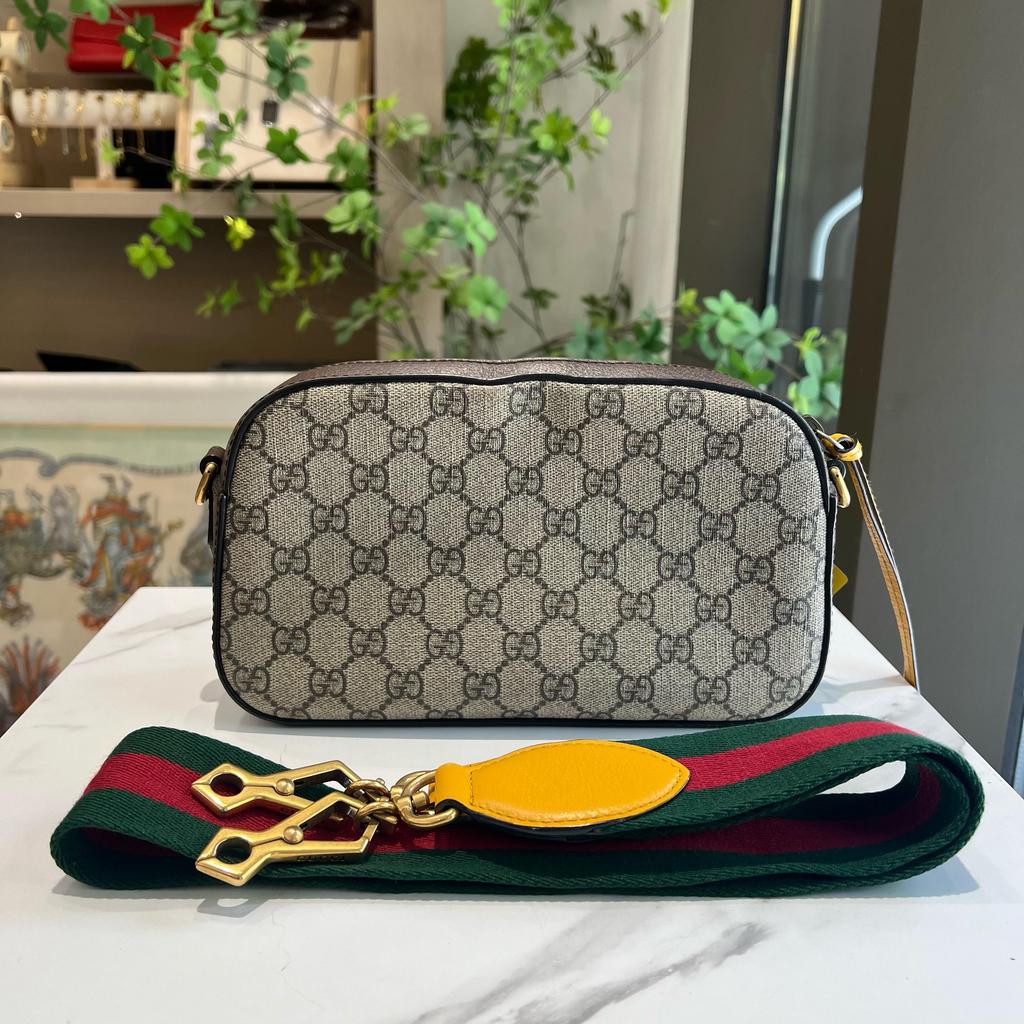 [Pre-Owned] Neo Vintage Series Gold Foil Logo Metal Tiger Head Monogram Canvas And Leather Camera Bag - Very Good #1V1FK6Q