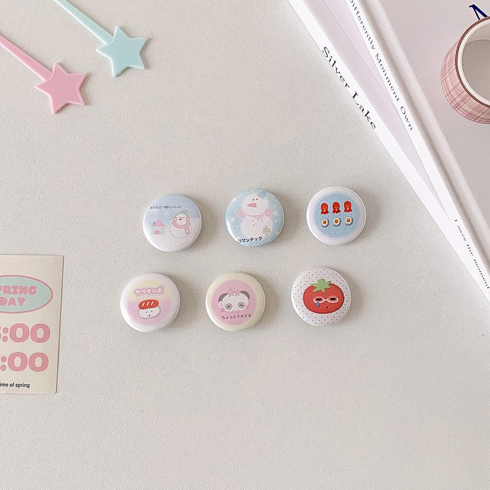Decorative Brooch Colorful 25mm Badge Cartoon Brooch Cartoon Mini Badge For Clothes Party Gathering Pencil Bag WHITE