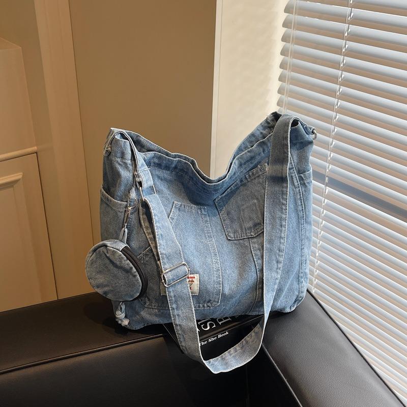 Denim Bag Women's Spring and Summer College Student Crossbody Shoulder Bag Large Capacity Tote Bag Commuter Bag