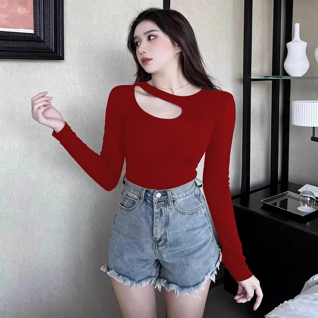 Chic Slim-Fit Black Women's Long-Sleeve T-Shirt for Autumn/Winter