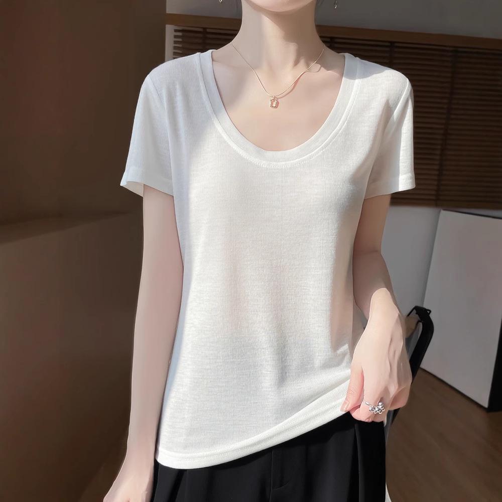 

Women s Slim-Fit U-Neck Short-Sleeve Solid Color Knit T-Shirt M (for 90-105 lbs)