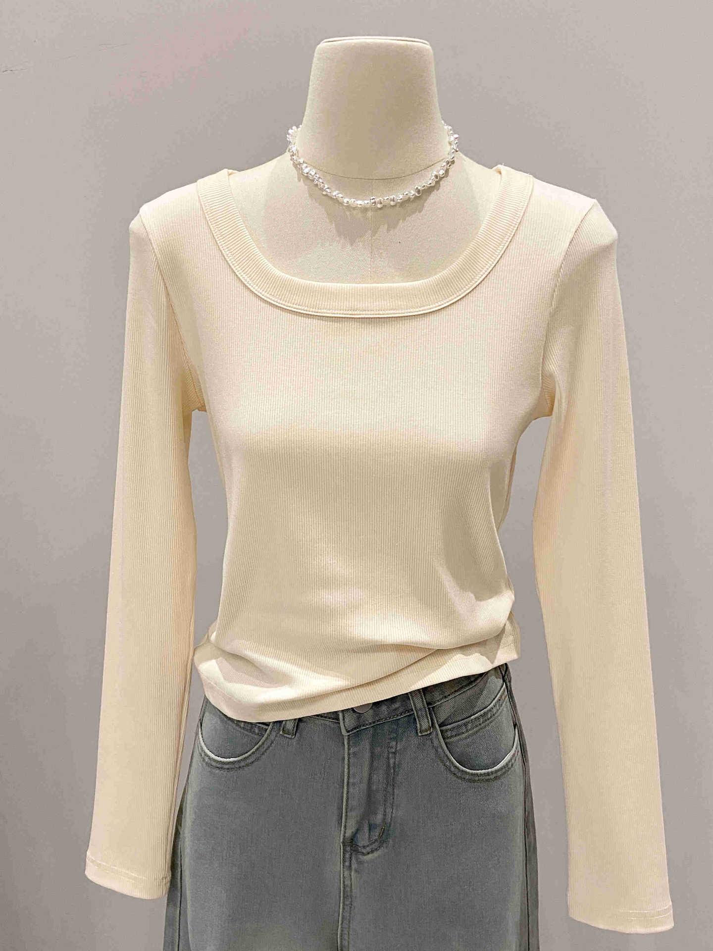 Women s Slim-Fit Long Sleeve Square Necktop - Spring/Autumn Essentials Medium бежевый