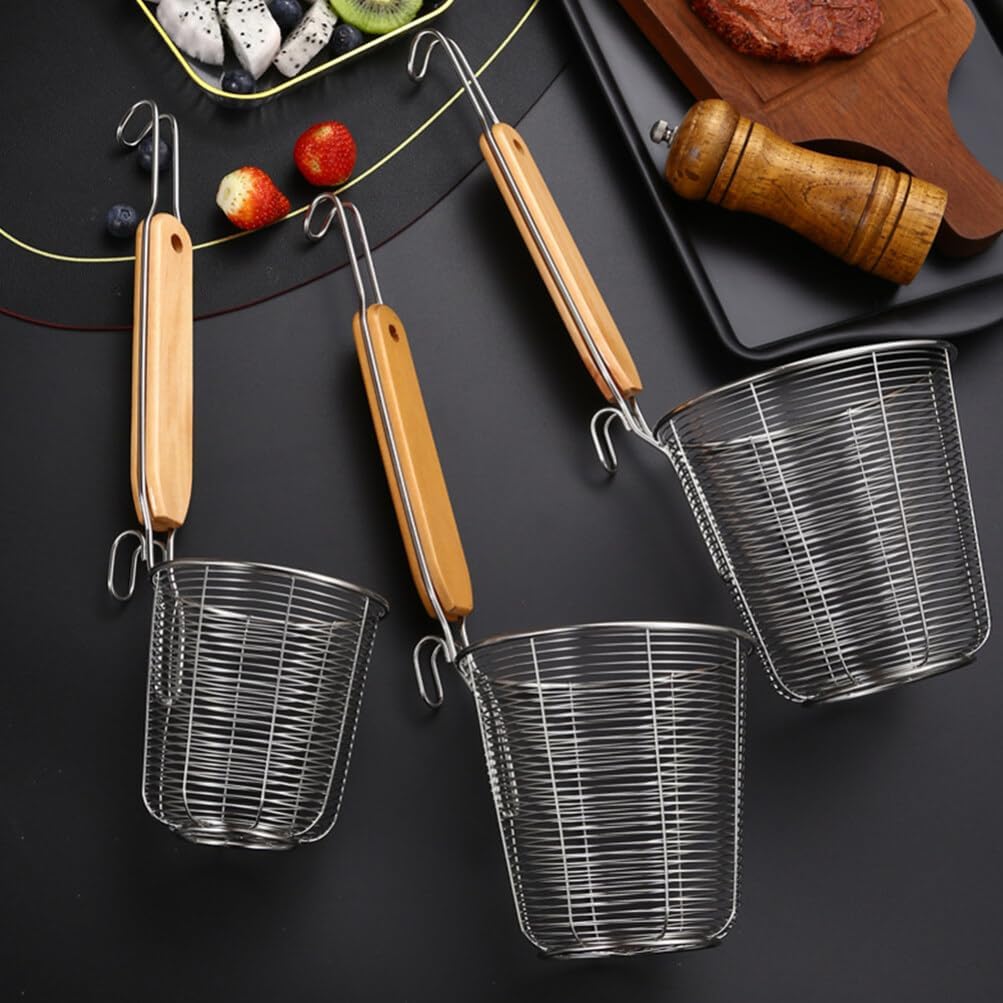 2pcs Kitchen Spider Strainer, Mesh Pasta Basket with Wooden Handle Stainless Steel Mesh Strainer Basket Mesh Spider Strainer for Pasta, Noodles,