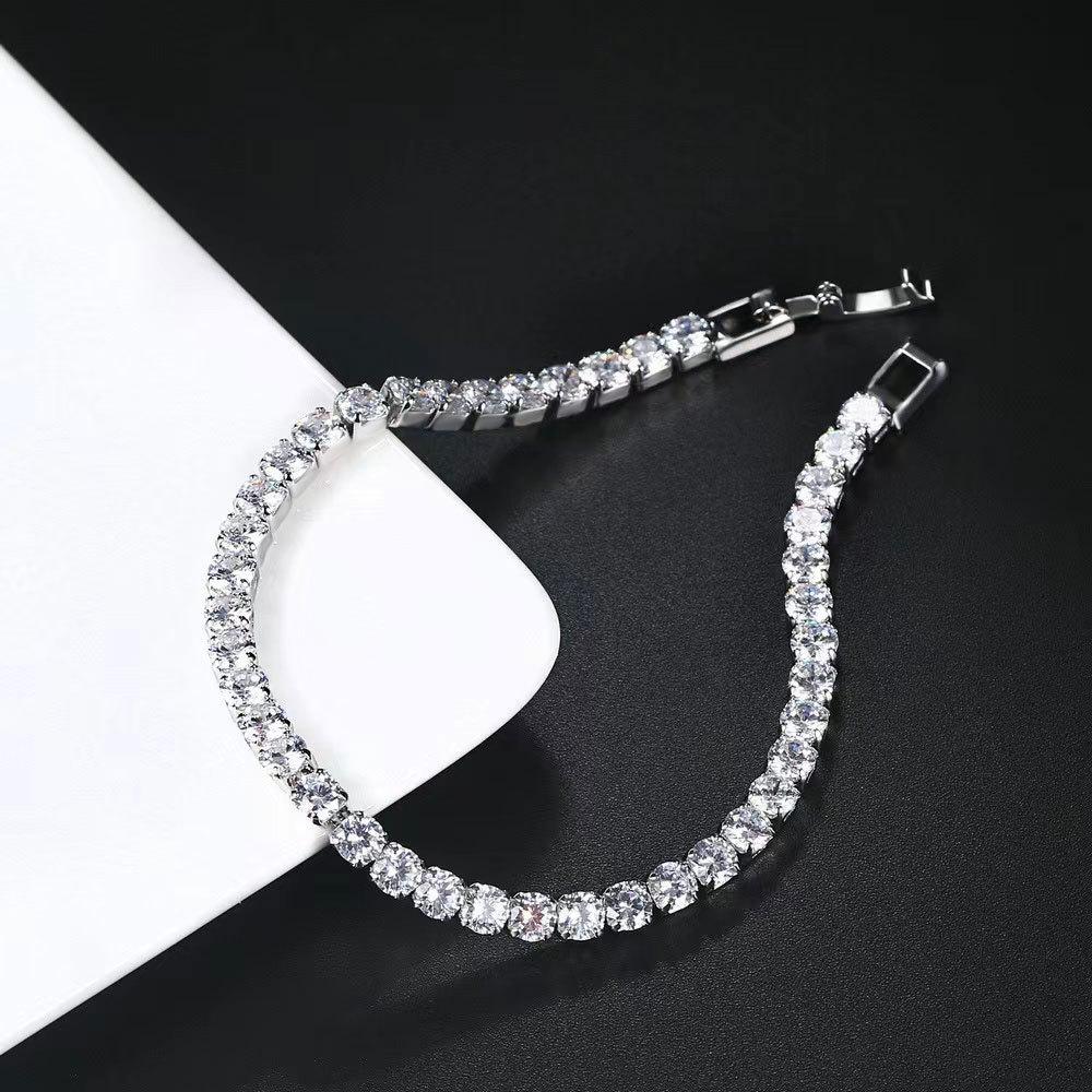 24AA Claw Chain Hip Hop Diamond Bracelet for Men with Rhinestone Accents