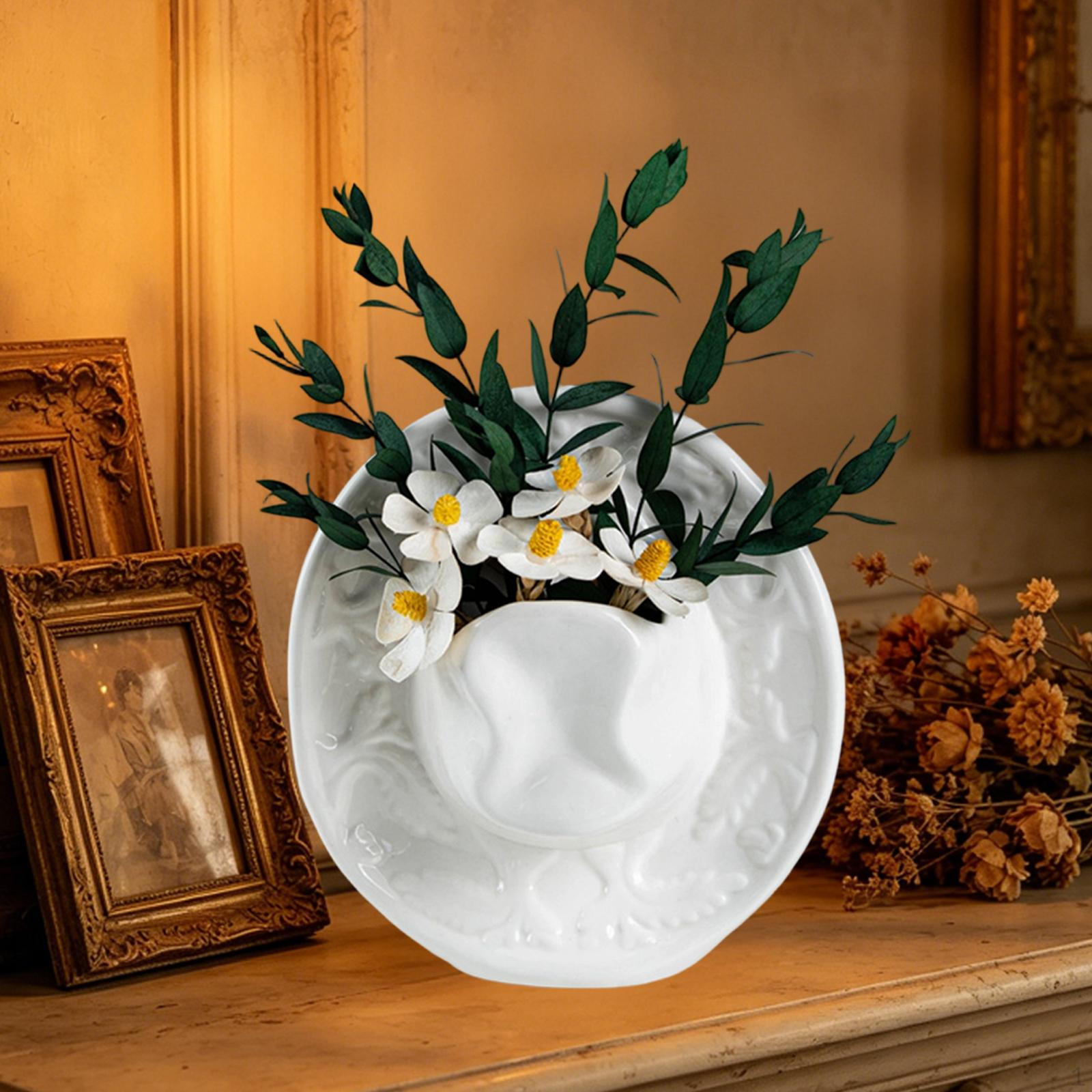 

Ceramic Cowboy Hat Vase Decorative Durability Unique Design Sturdy Home Decor Western Themed белый