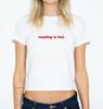 Czytanie Jest Gorące Koszulka: Modny crop top dla mola książkowego
