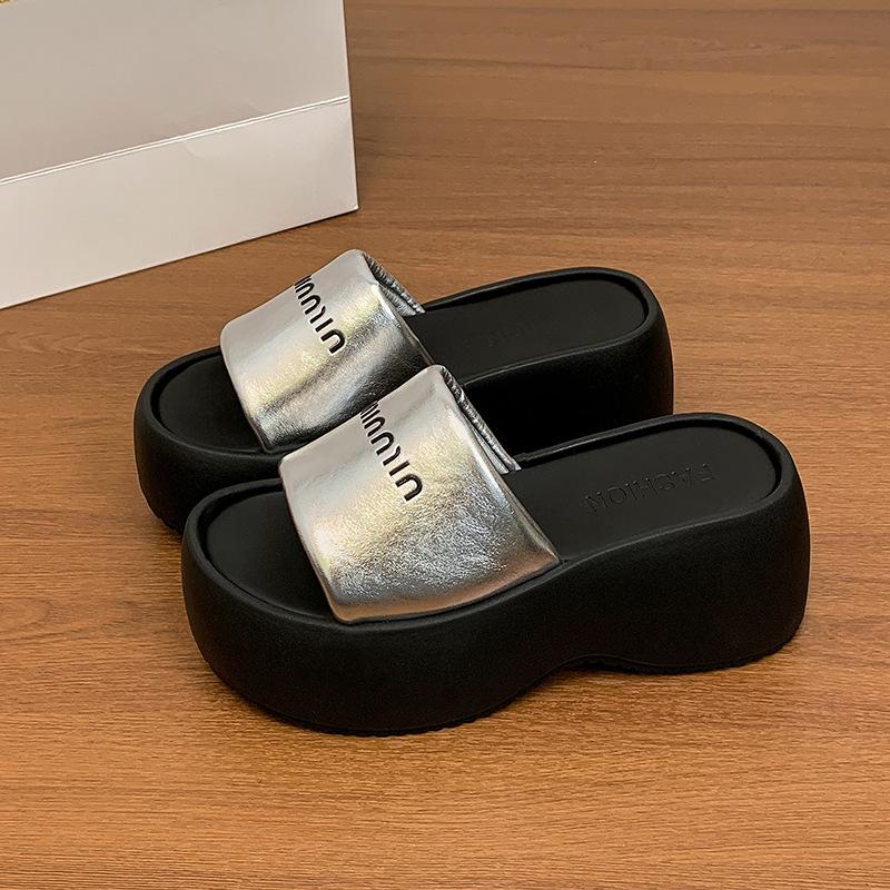 Stylish, Simple and Versatile Thick-soled Height-increasing Cool Slippers for Women's 2025 Summer New Versatile Outer Wear Letter One-word Slippers