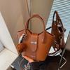 Premium Retro Handbag Bag Women's New Niche Design Versatile Shoulder Messenger Bag Bucket Bag