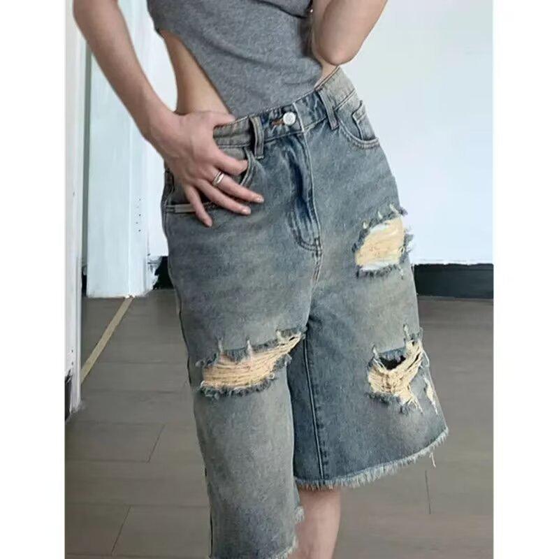 

Женские джинсовые шорты с высокой посадкой - Рваный необработанный край, Слим-фит, Джинсы средней длины с прямыми штанинами, Тренд Large синий