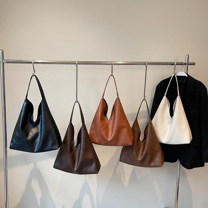 Large Capacity Retro Bag Women's Shoulder Bag Commuter Tote Bag