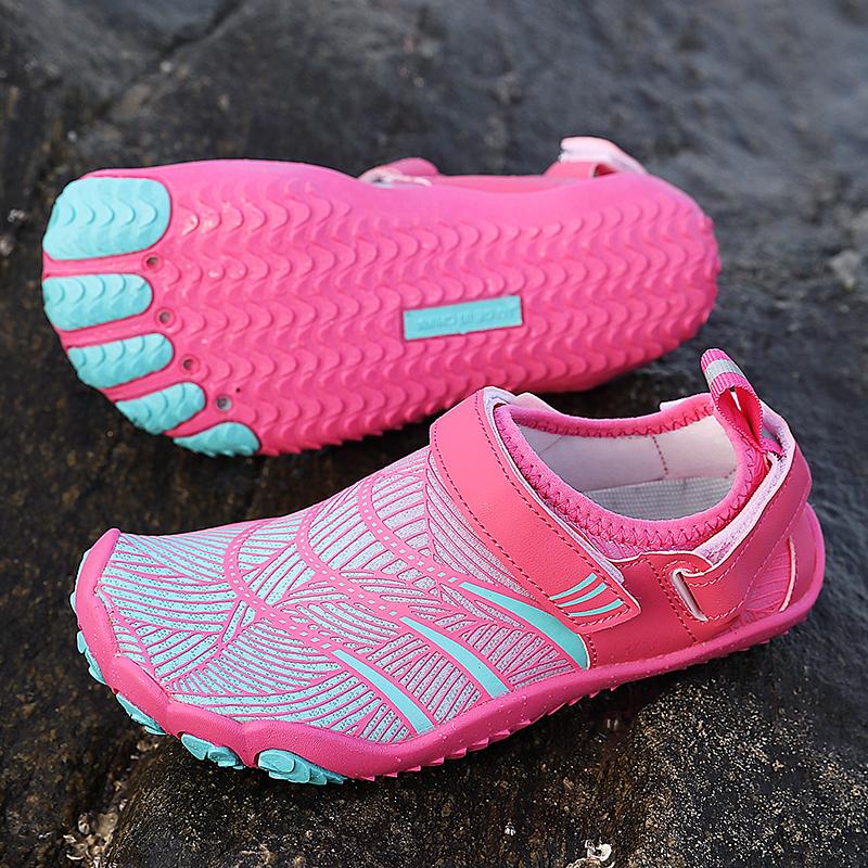 Children's water shoes Outdoor breathable beach shoes Light speed interference water non-slip amphibious swimming shoes
