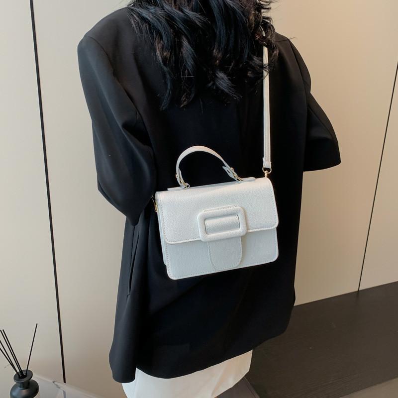 Chic Minimalist Crossbody Bag Stylish Casual Square Bag 2024 Spring Trendy Women's Shoulder Bag