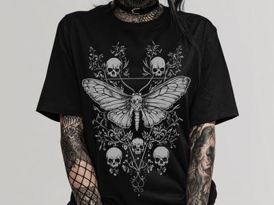 Deer Skull Goth Graphic T-Shirt, Witchy Dark Academia Shirt, Dark Cottagecore Forestcore Clothing, Gothic Clothes, Emo G