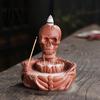 Quemador de Incienso Creativo de Cascada de Humo Calavera, Soporte para Conos de Flujo Inverso, Soporte Artístico de Varilla Difusora Calavera Gótica para Decoración del Hogar de Halloween,