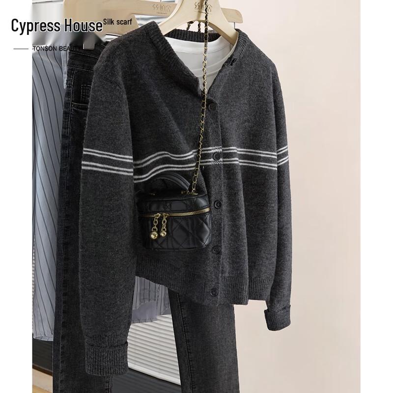 

Women s Striped Loose Fit Round Neck Long Sleeve Knit Top One Size