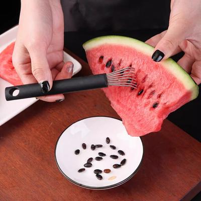 Nástroj na odstraňovanie semienok z vodného melónu Nerezová pazúrová vidlička na vodný melón s rukoväťou Ovocná rezačka na efektívne krájanie vodného melónu