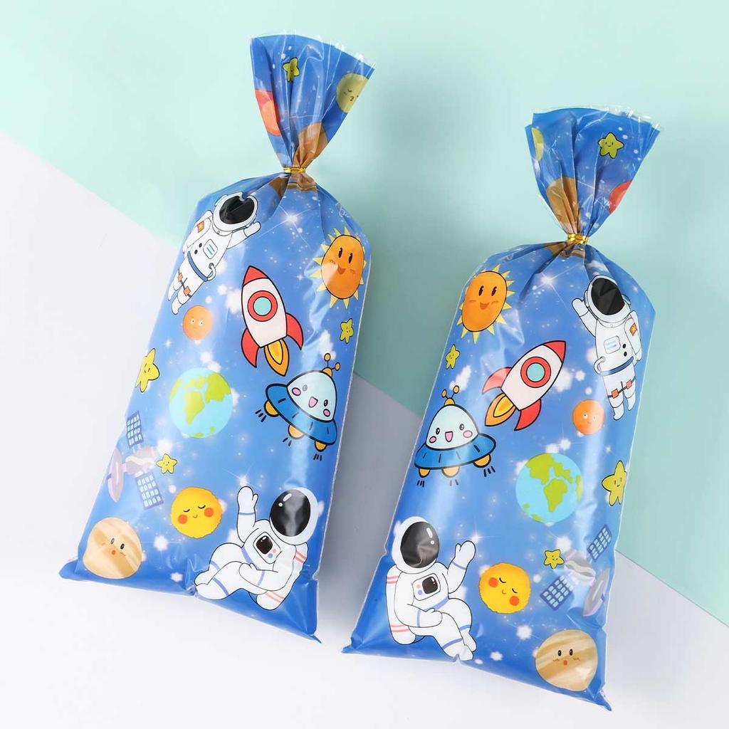 Space-Themed Plastic Gift Bags Disposable Birthday Party Decoration Kids Boy Wedding Birthday Party Supplies Favors Baby Shower