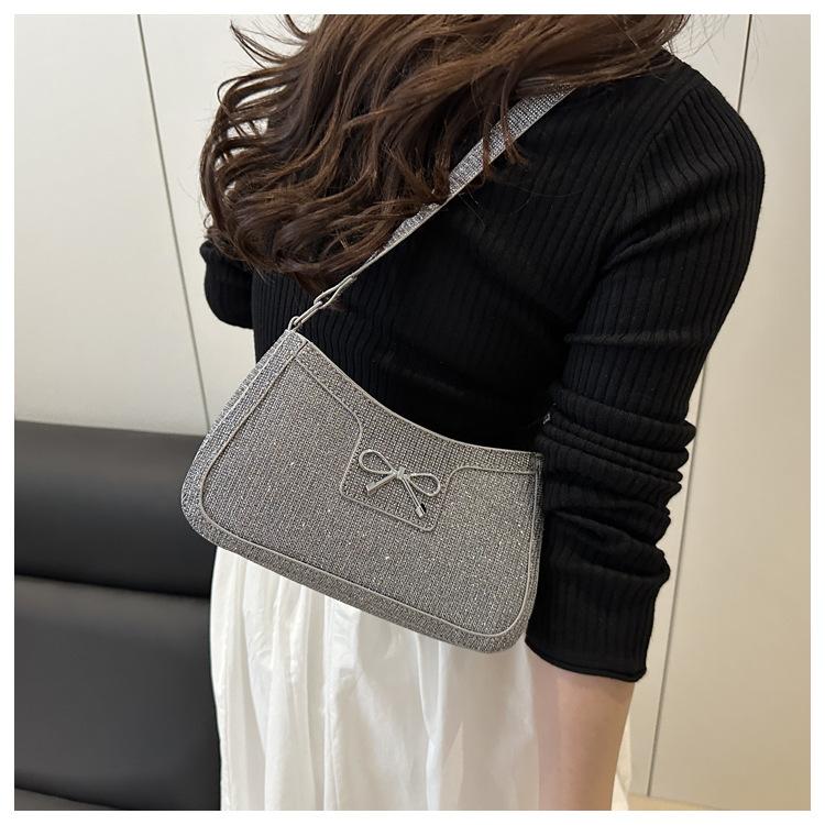 Chic Faux Leather Underarm Bag for Women 2026 Trendy Single Shoulder Purse Fashionable Daily Crossbody Handbag