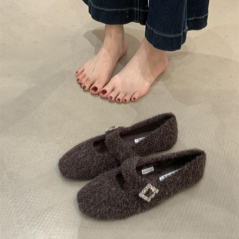 One pedal fluffy shoes women's winter outer shoes women's shoes French Mary Jane shoes plush beanie shoes flat single shoes