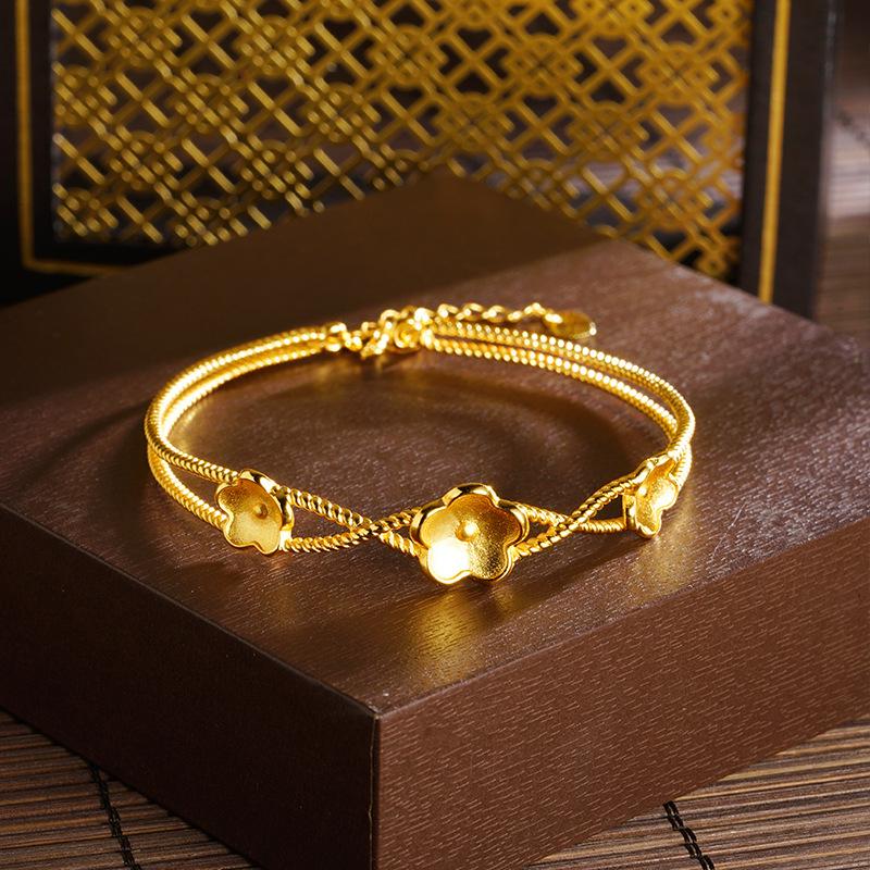 National Trend Small Peach Blossom Opening Ladies Light Luxury Design High-end Bracelet