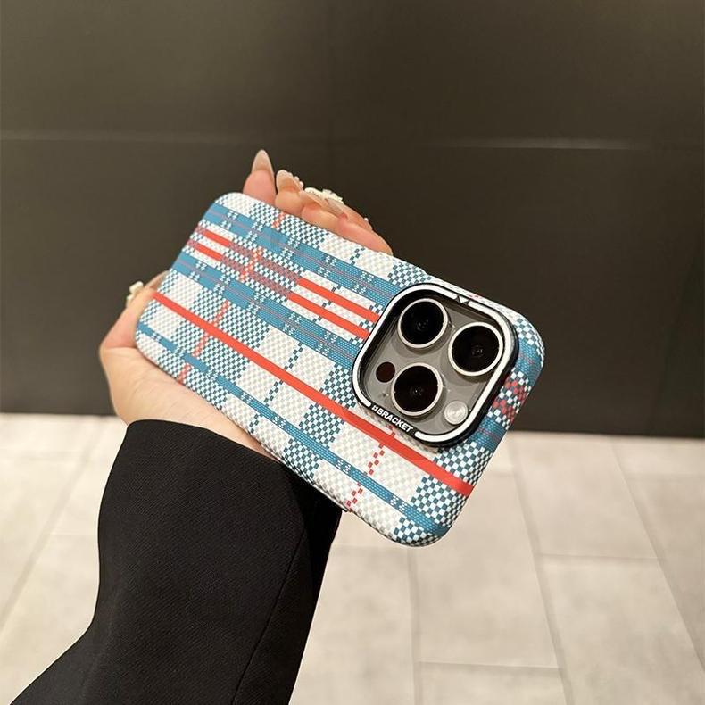 Applicable to Apple 17promax mobile phone case metal lens Kevlar carbon fiber texture iPhone16 anti-drop hard