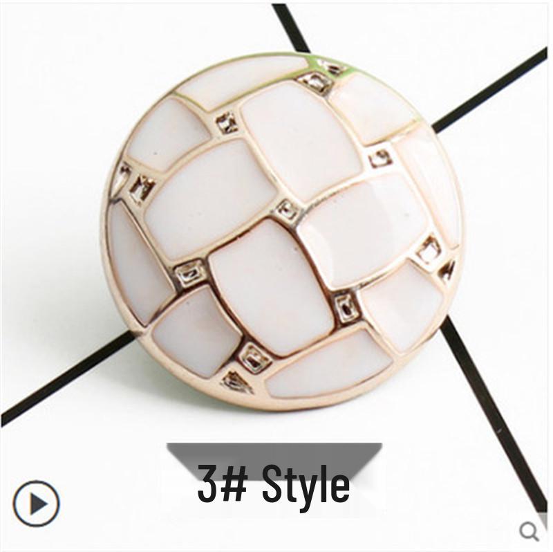 Versatile No-Sew Snap Button Brooch for Neckline and Waistline Adjustment