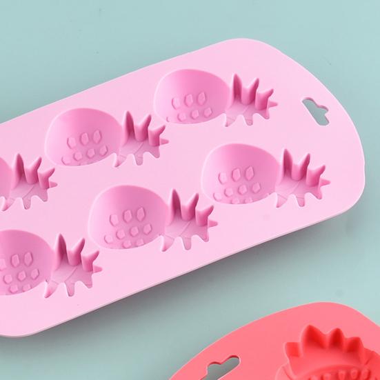 6-Grids Fruit Silicone Candy Mold Easy to Use Non-Stick Ice Mold Dishwasher Safe Food Grade Chocolate Hard Candy Baking Mold