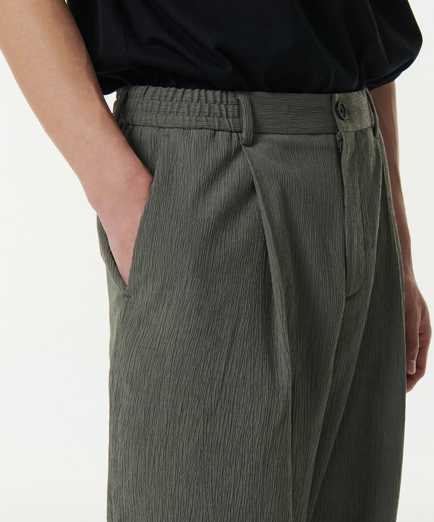 Musinsa Standard Crinkle One-Pleat Wide Elastic Pants [Khaki Gray]