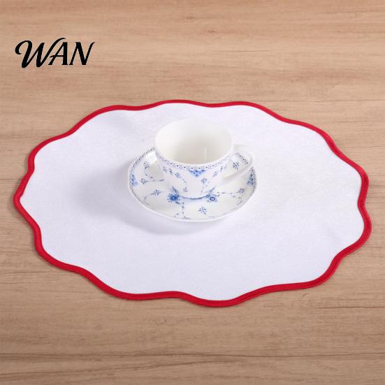 Farmhouse Placemat Scalloped Round Linen Machine Washable Heat Insulation Table Mat for Dining Protection Decoration