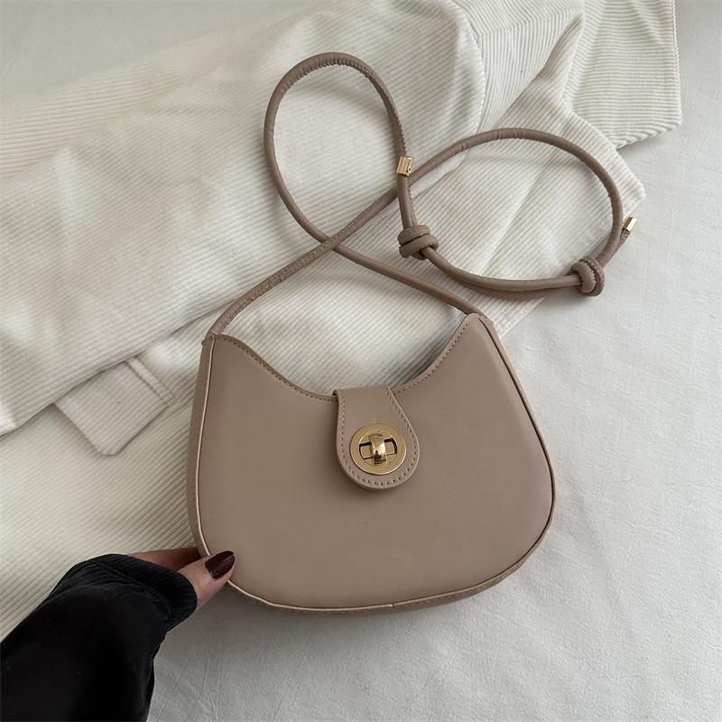 

High value small bag women s 2025 spring new spring and summer versatile messenger bag fashion shoulder armpit bag