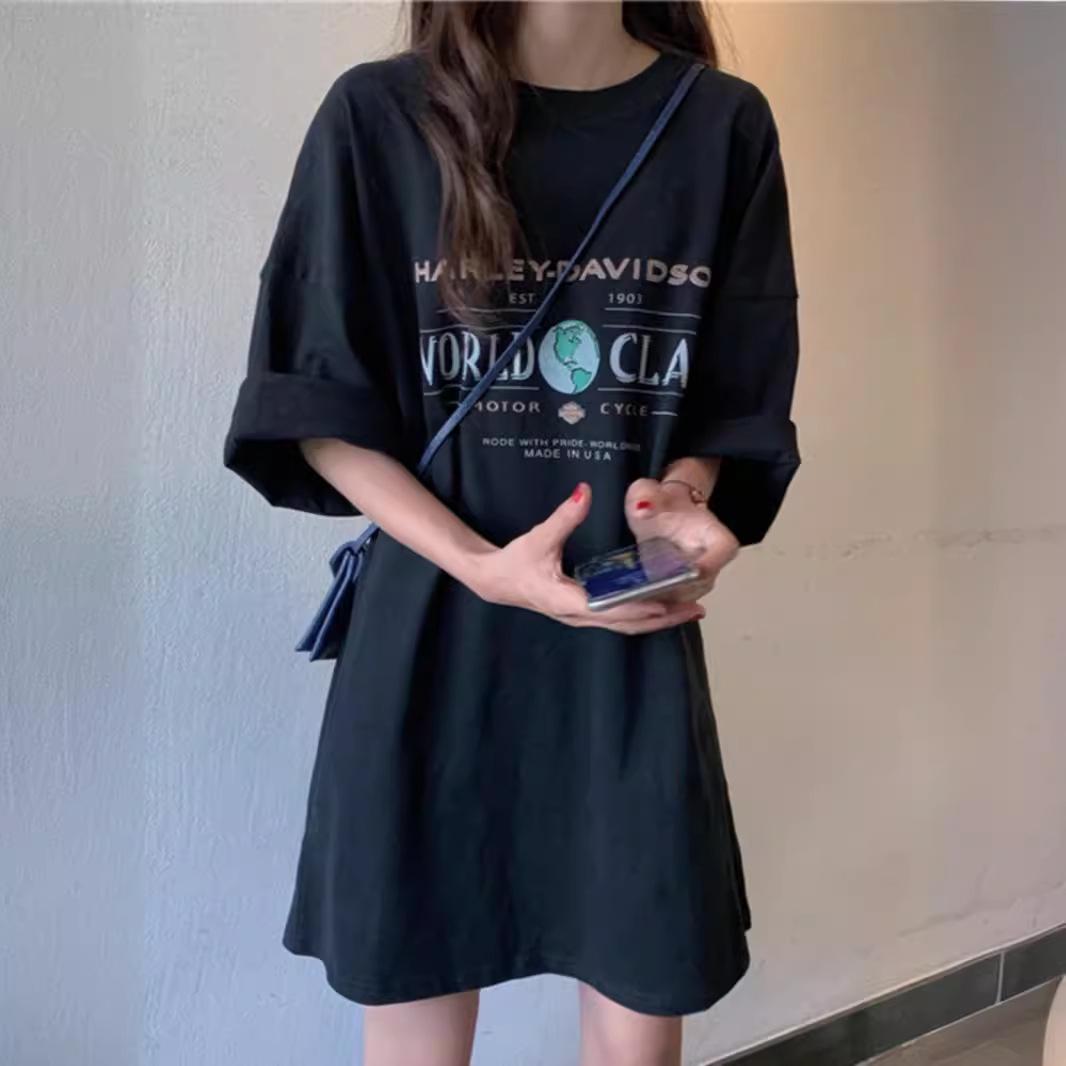 

Женская футболка большого размера в европейском стиле, черная, хлопковая - с коротким рукавом, удлиненная летняя посадка, свободная, очень большая XL (115-130 lbs) чёрный