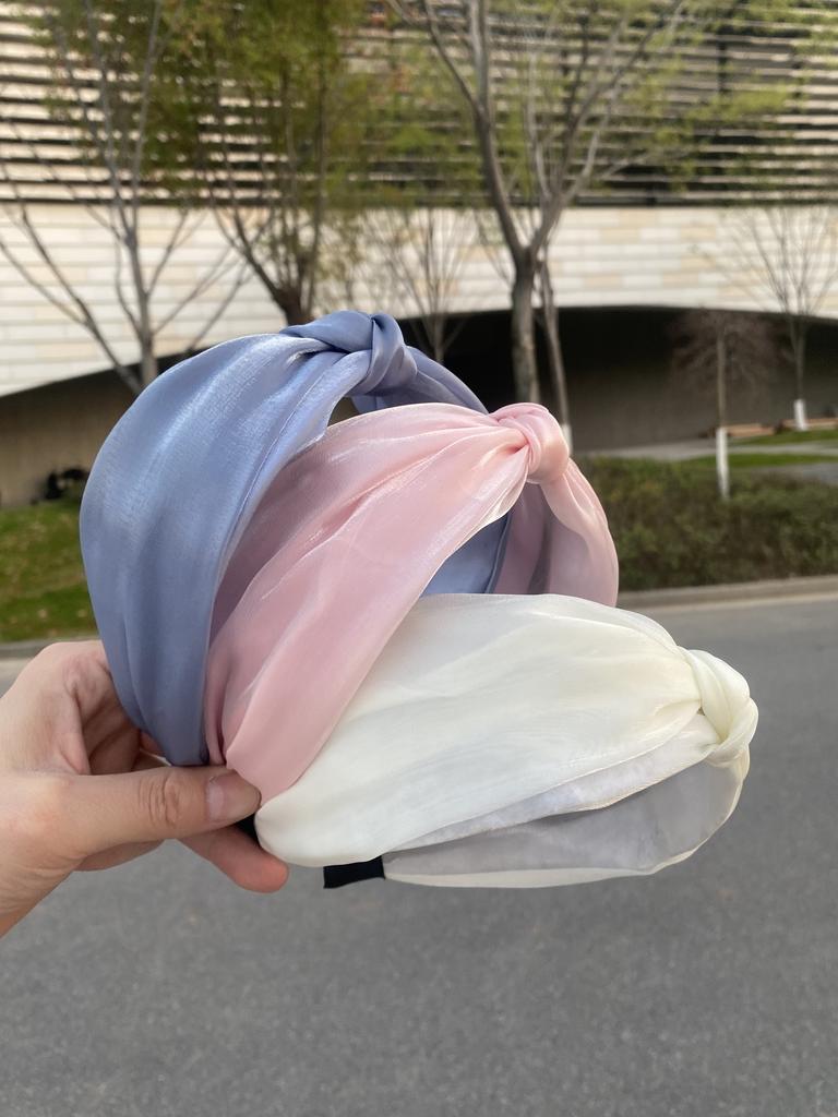 K-Stil von Ins Mädchens Helles Seidengarn Geknotetes Stirnband Schlichte Breitkrempige Doppellagige Gedrehte Haarnadel Super Fee Reine Farbe Haaraccessoire