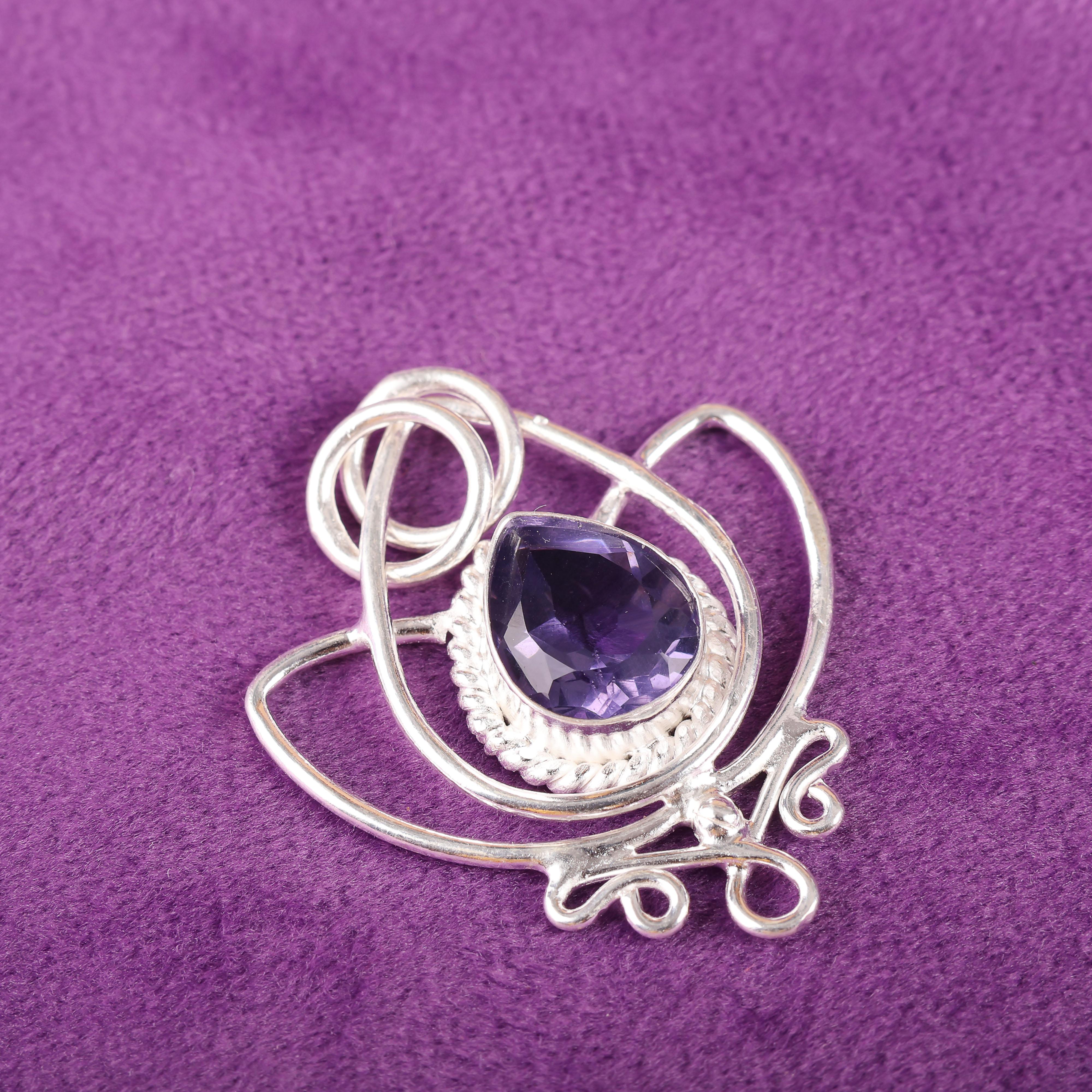 

Украшения из иолита, Подвеска с драгоценным камнем ручной работы, Подвеска из стерлингового серебра 925 пробы, Духовные украшения, Для подарка на помолвку 1.44 Inches фиолетовый