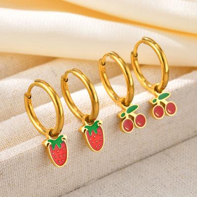 Süße Erdbeer-Kirsch-Creolen für Damen Mädchen, 18 Karat Goldbeschichtete Edelstahl-Ohrringe, Trendiger Schmuck Geschenk