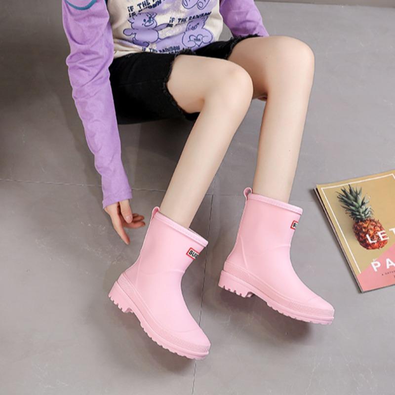 Nové dámské středně vysoké venkovní protiskluzové vodotěsné gumové boty