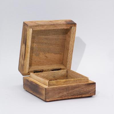 Medium Square Box Mushroom Design Maroon 13.5x13.5x6cm