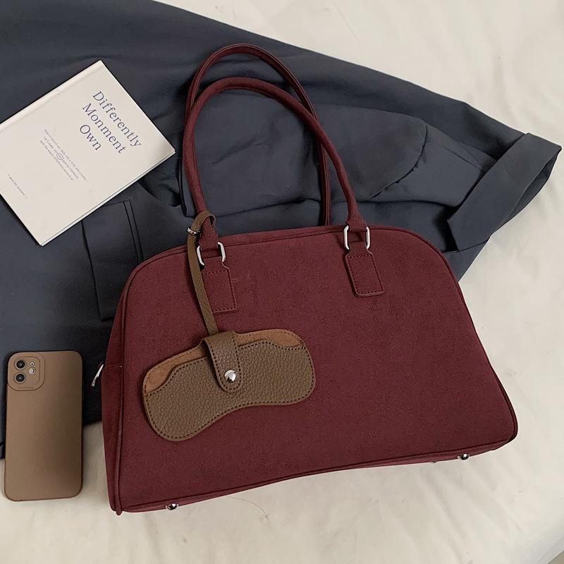 Retro underarm bag women's autumn and winter 2025 new trendy Korean portable bowling bag suede large-capacity women's bag