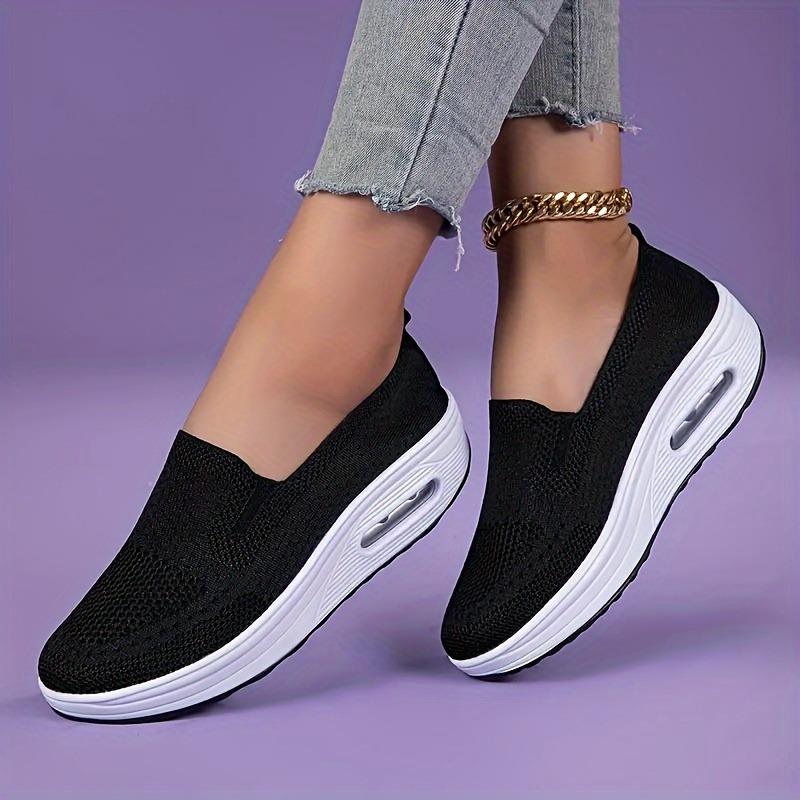 2025 Large Size Women's Shoes Solid Color Breathable Flyknit Shoes One Foot Stirrup Women's Sneakers Sock Mouth Casual Shoes