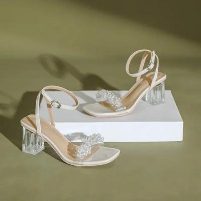 Mode 2024 Neue Damen Sandalen Sommer Kristall Hohe Absätze Vielseitige Sandalen Damenschuhe Knöchelriemen Schnalle Transparent Absatz Sandale