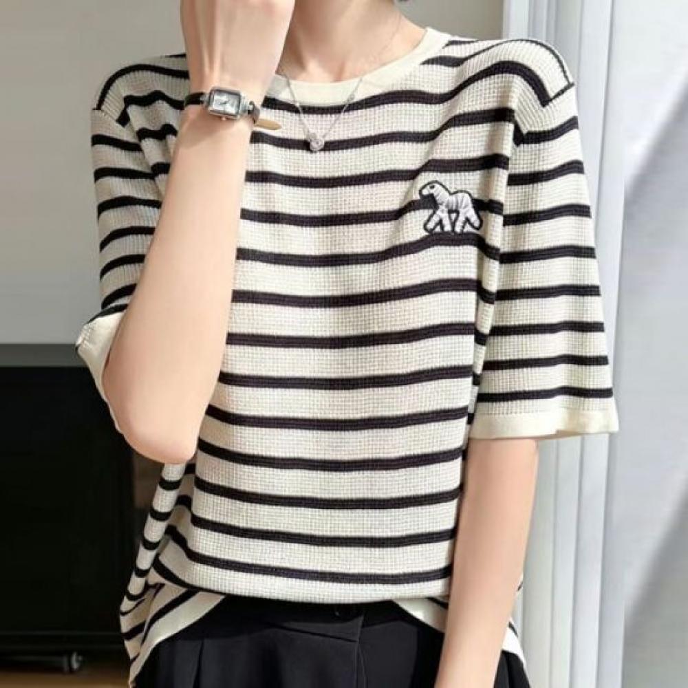 Navava Women KniTTed T shirT wiTh Embroidery poinT 5 poinT Sleeve Nk3721
