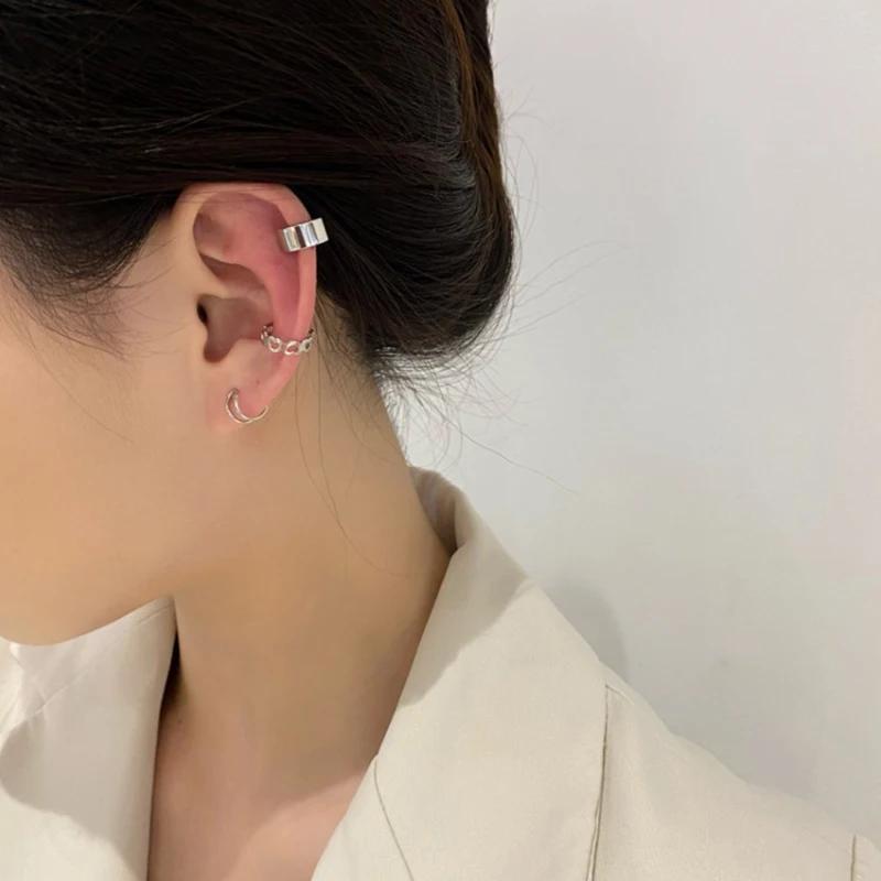 Clips Earrings for Women Unisex Minimalist Fashion Cartilage Hoop Earings Set Ear Cuff Fake Piercing Clip on Ear Jewelry