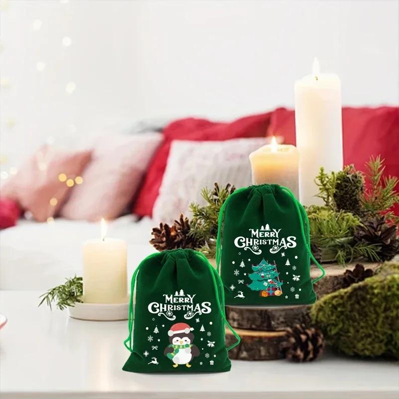 10pcs Merry Christmas Velvet Bags Green Drawstring Pouch Candy Gift Bag Jewelry Packaging Bags Xmas New Year Party Supplies