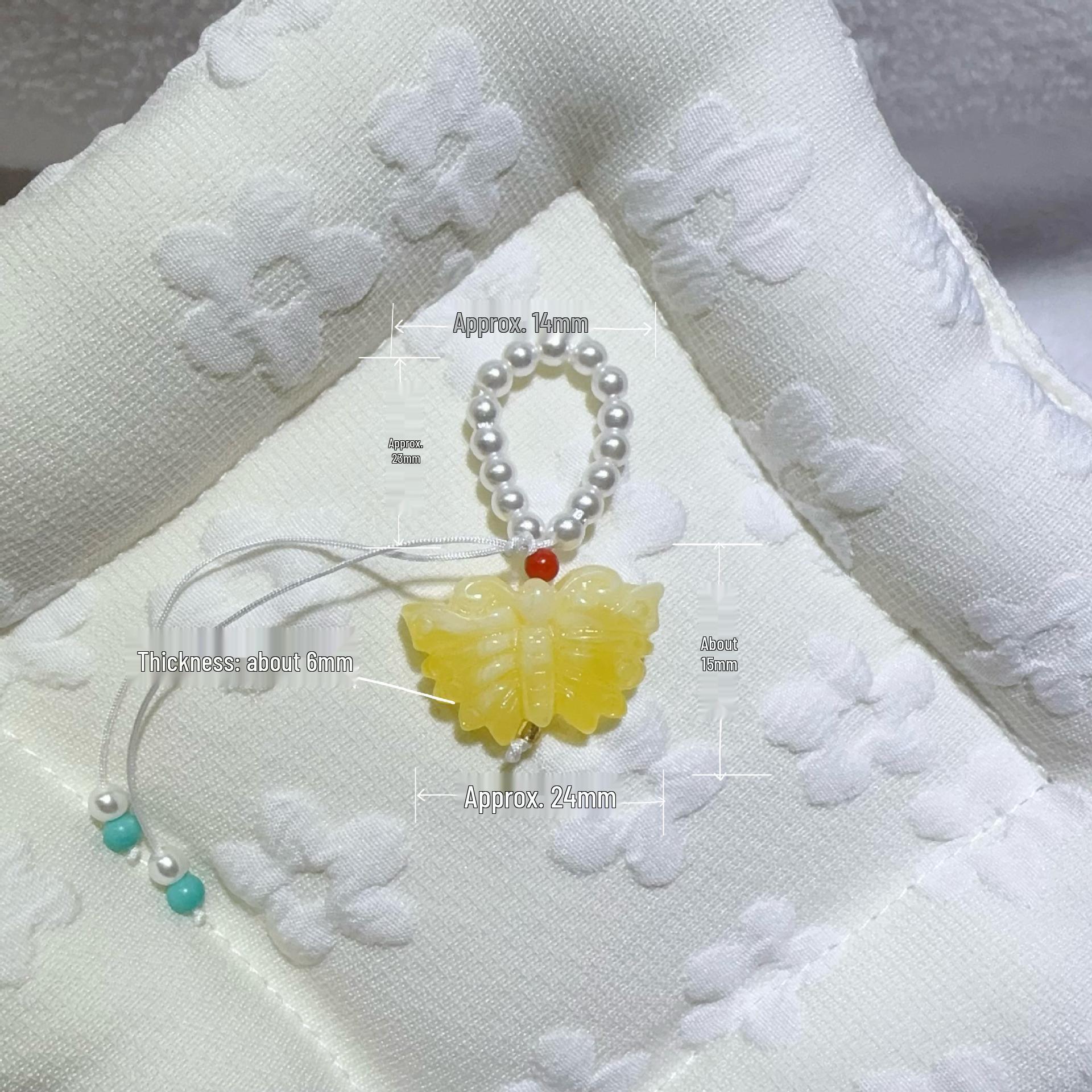 

Second Gen Beeswax Little Bear Pendant, Yellow Amber-Style Resin Bracelet Accessory