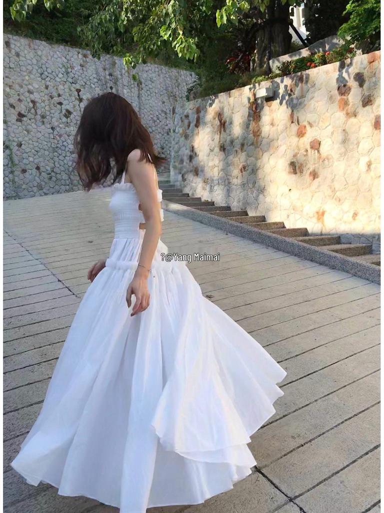 French Retro White Spaghetti Strap Backless Ruffled Slimming Maxi Dress