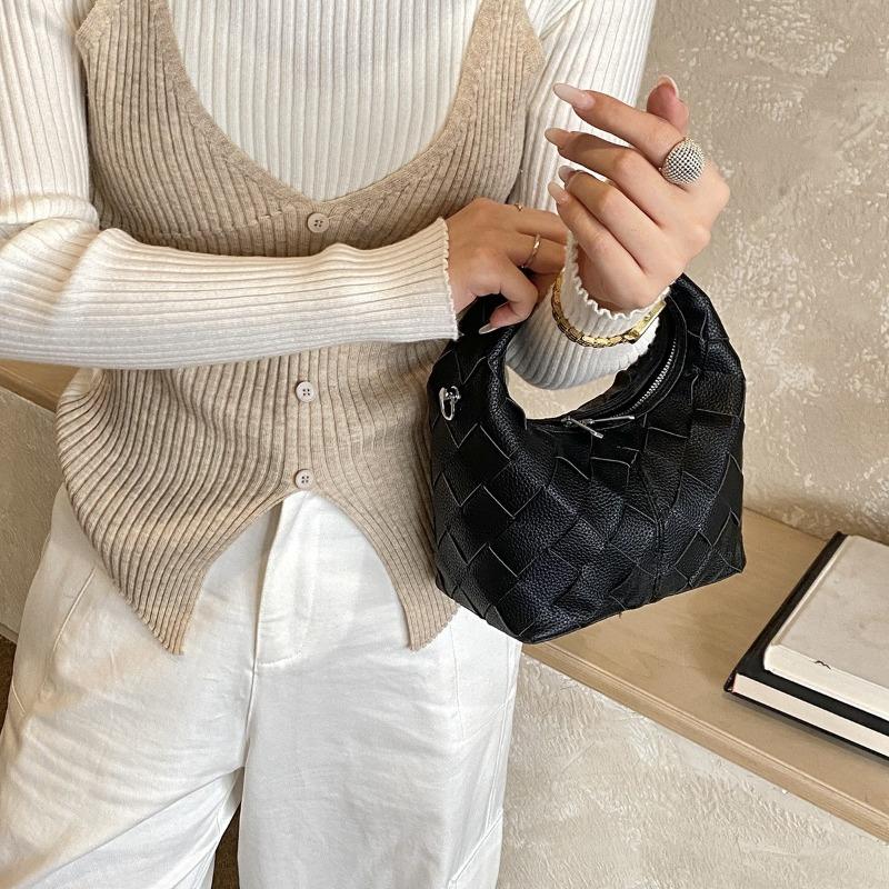 Woven handbag diagonal span bag niche highend new chain single shoulder messenger bag bag women