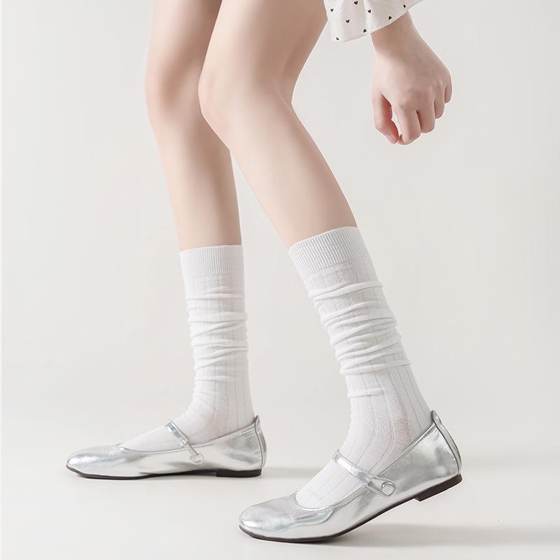 Chaussettes Mi-mollet Rayées en Coton Respirant Style Académique Japonais pour Femmes - Anti-boulochage, Absorbantes en Sueur, Printemps/Été.