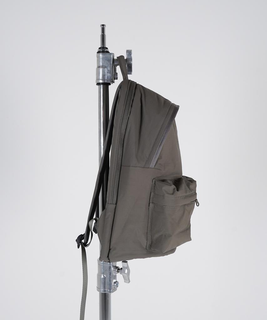 Thetung [Gonggan] Nylon Daily Backpack [Taupe]